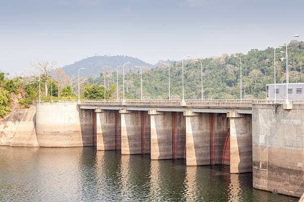 Riverfront escape at Akosombo